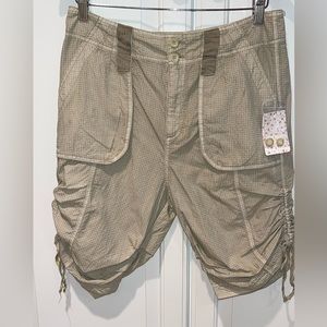 Free People Bermuda Shorts Calm Sand Size 6 NWT